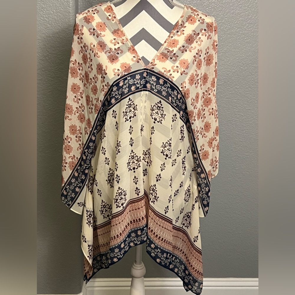 Stitch Fix Vince Camuto M/L Poncho light weight